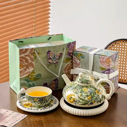 Vintage Oil Painting Rose Flower Teapot & Cup Set – Ceramic Teapot with Cups, Retro Floral Tea Set, Elegant Gift Box for Women