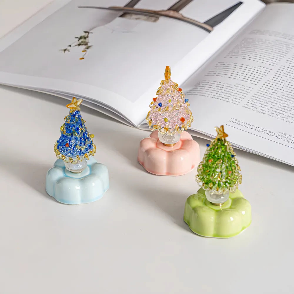 Lucky Spinning Liuli Glass Christmas Tree